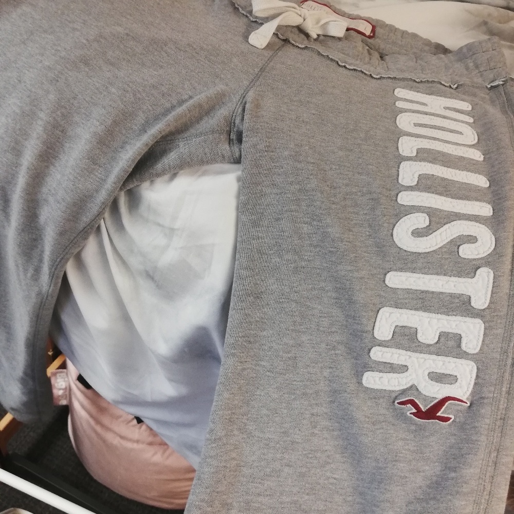 Holister Grey sweatpants - wide leg
